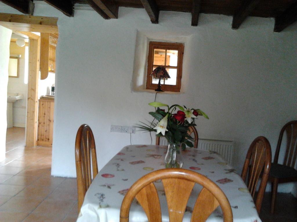 Westland Traditional Cottage Dated 1700'S Ardea Exterior foto